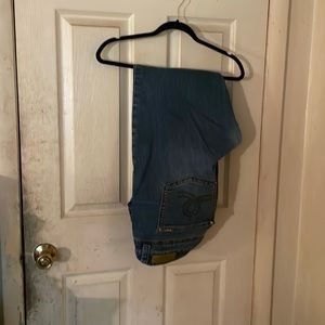 Melissa McCarthy jeans